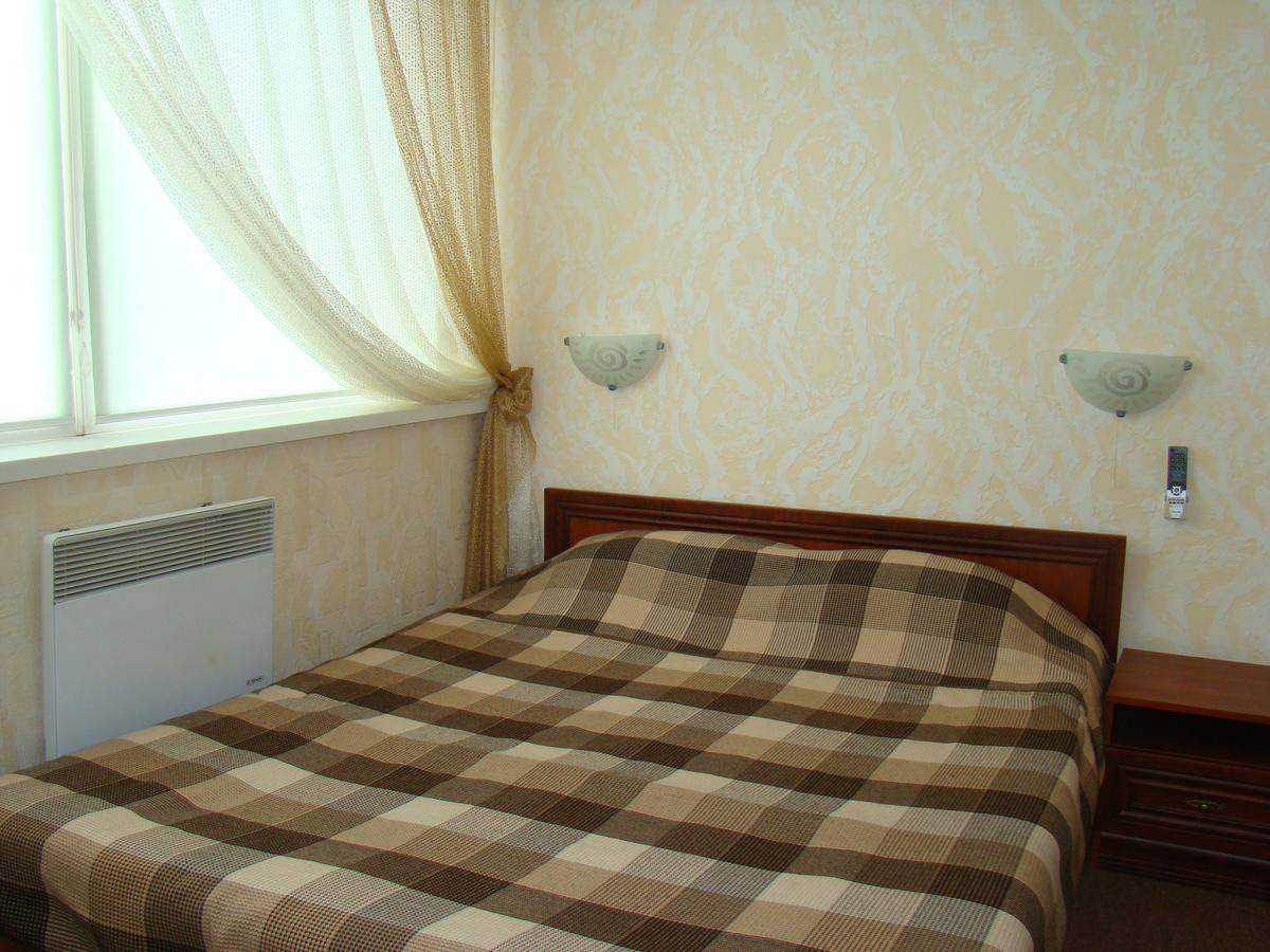 Mini-Hotel In Odessa Yard Zewnętrze zdjęcie